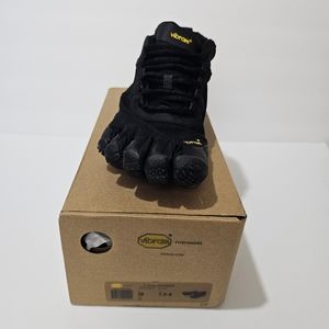 VIBRAM V-Trek Black Womens 38 US Size 7.5-8